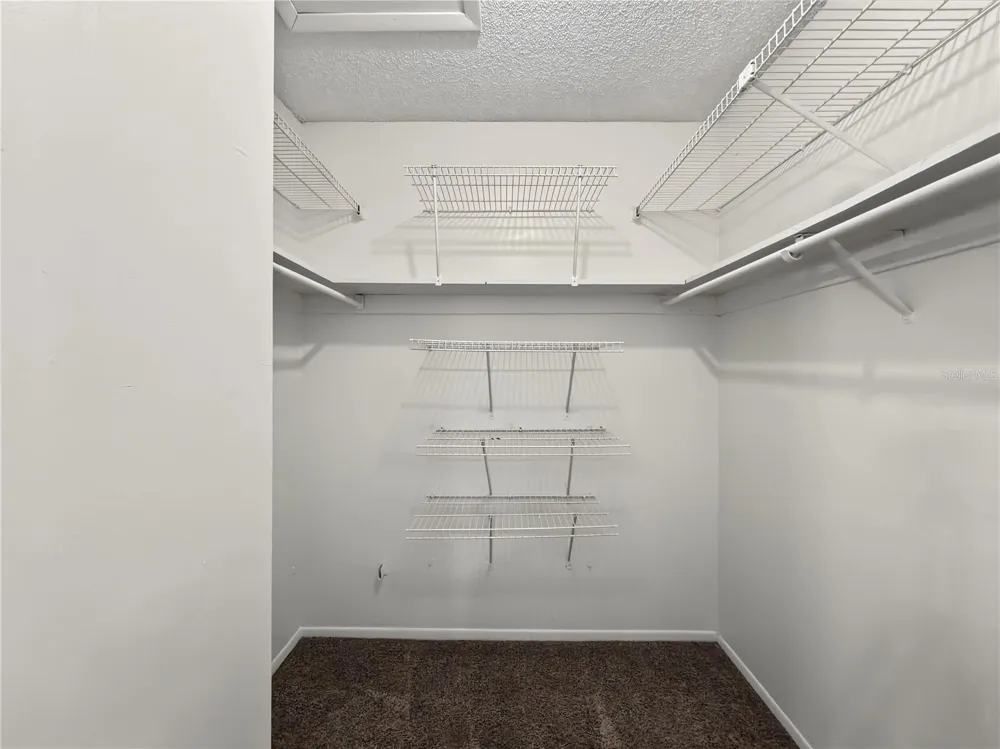566 ORANGE DRIVE #43 Altamonte Springs, FL 32701
