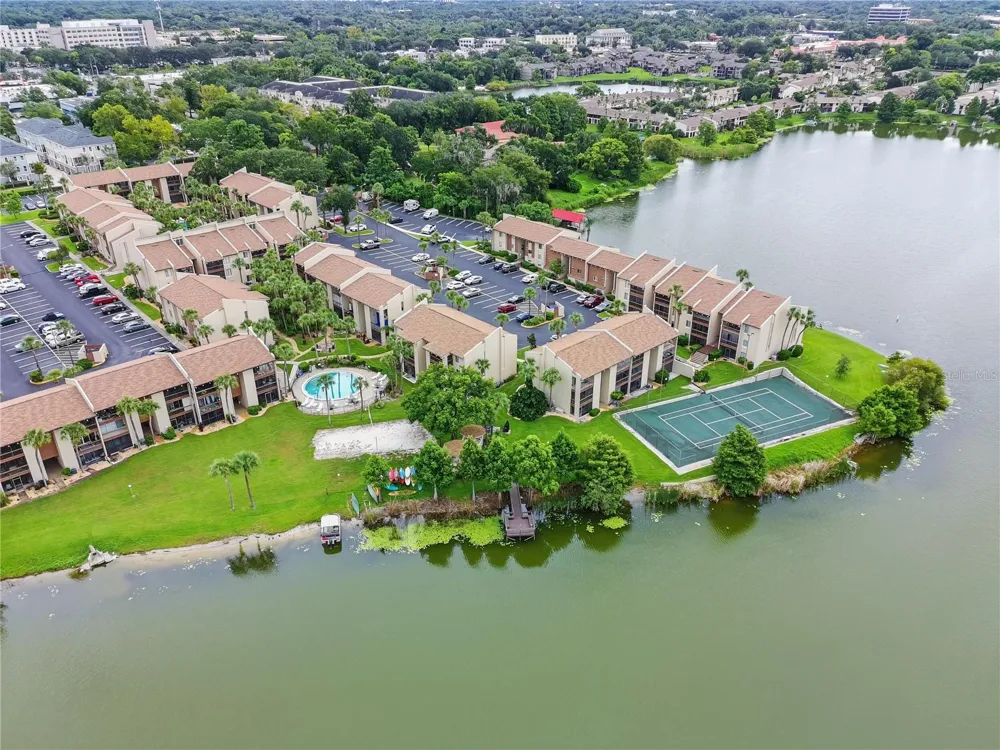 566 ORANGE DRIVE #43 Altamonte Springs, FL 32701