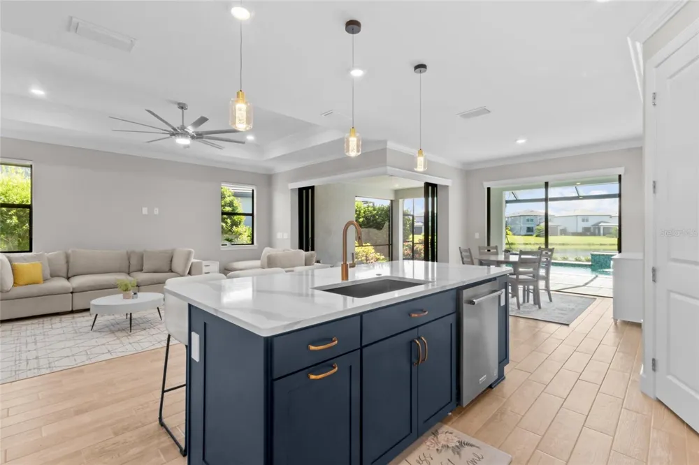 5755 BLUESTAR COURT Lakewood Ranch, FL 34211