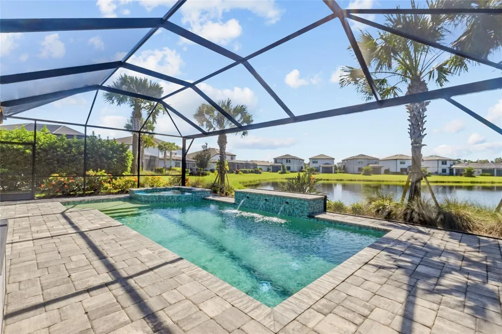 5755 BLUESTAR COURT Lakewood Ranch, FL 34211