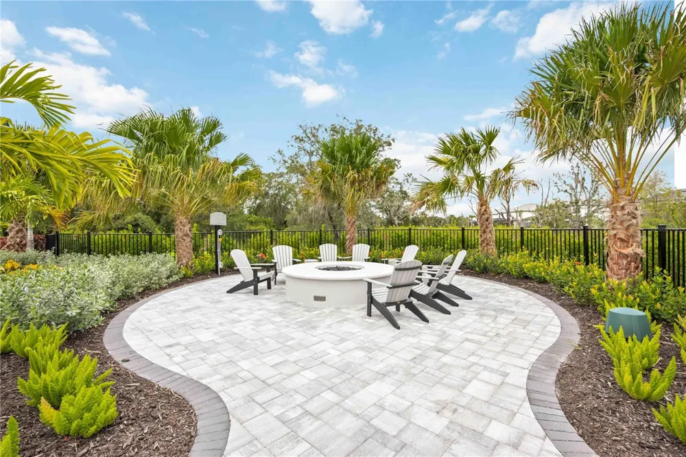 5755 BLUESTAR COURT Lakewood Ranch, FL 34211