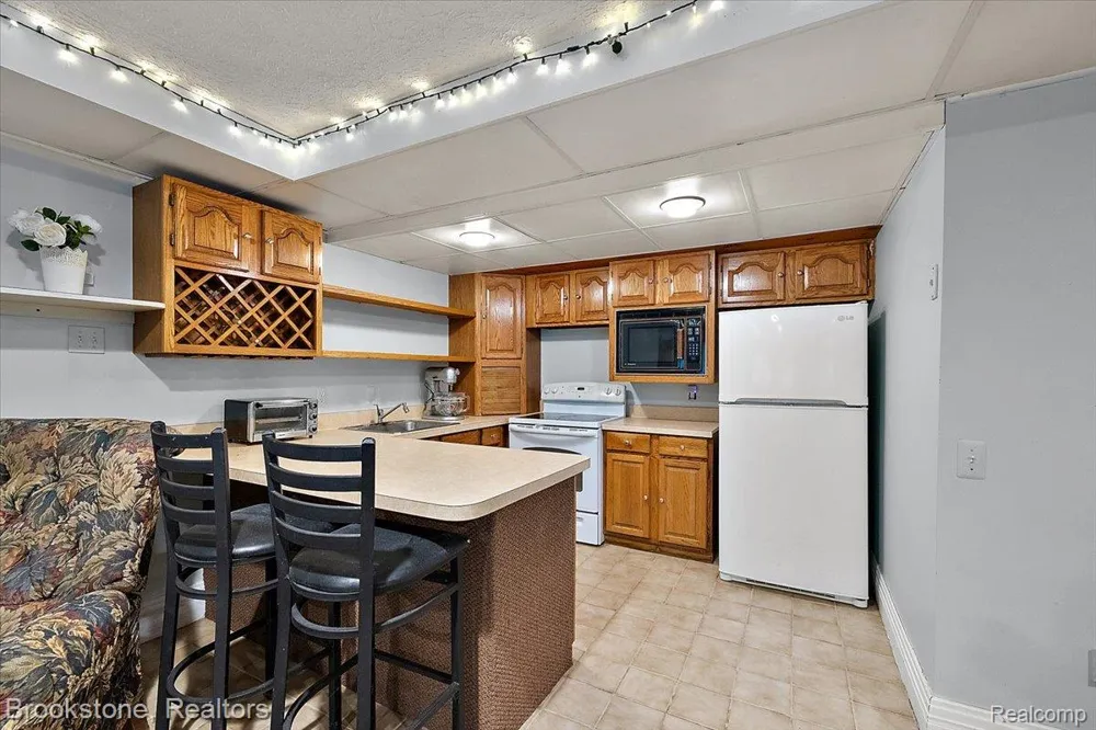 430 Rissman Lane Groveland Township, MI 48462