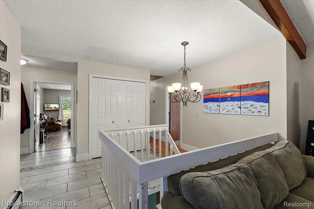 430 Rissman Lane Groveland Township, MI 48462