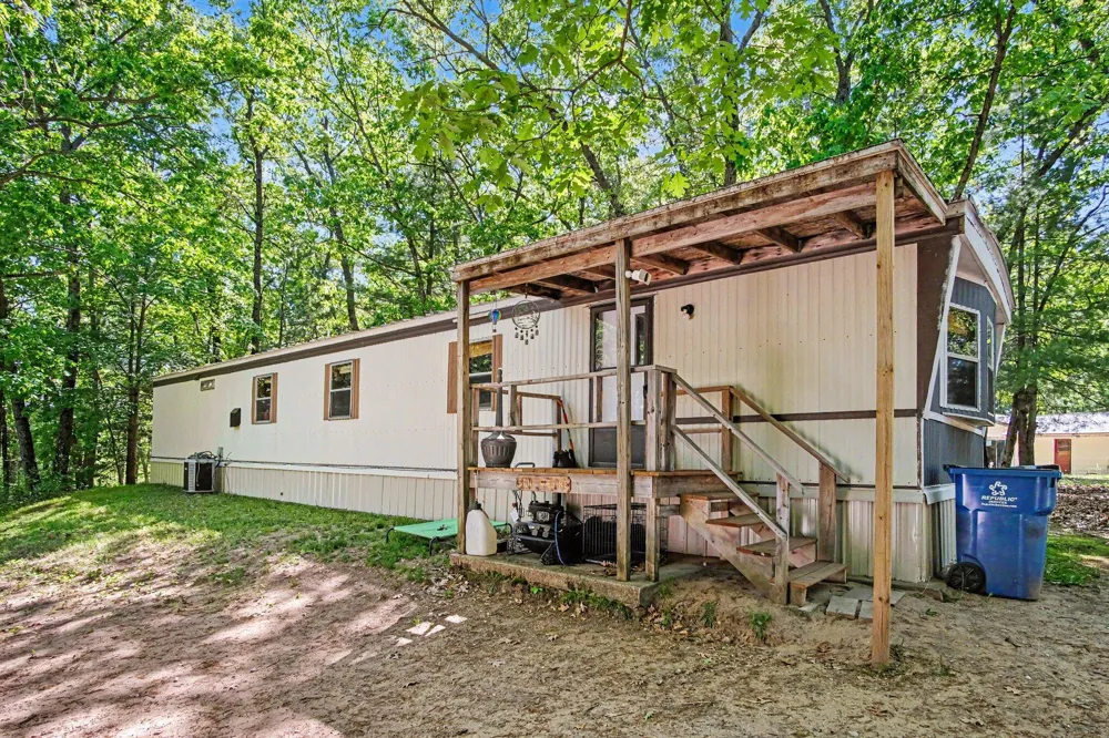 8481 Vista Drive Brooks Township, MI 49337