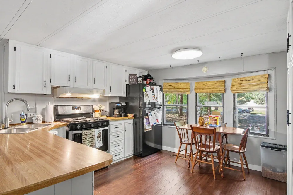 8481 Vista Drive Brooks Township, MI 49337