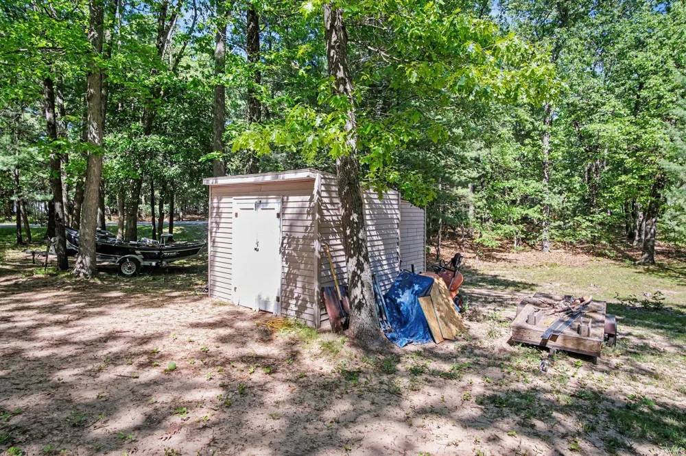 8481 Vista Drive Brooks Township, MI 49337