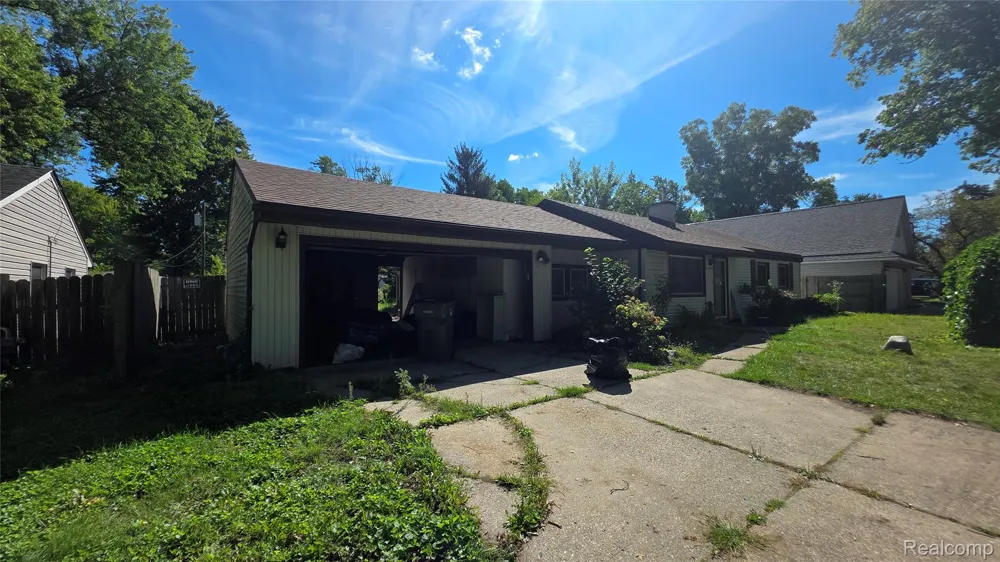 37256 Garvin Street Clinton Charter Township, MI 48036