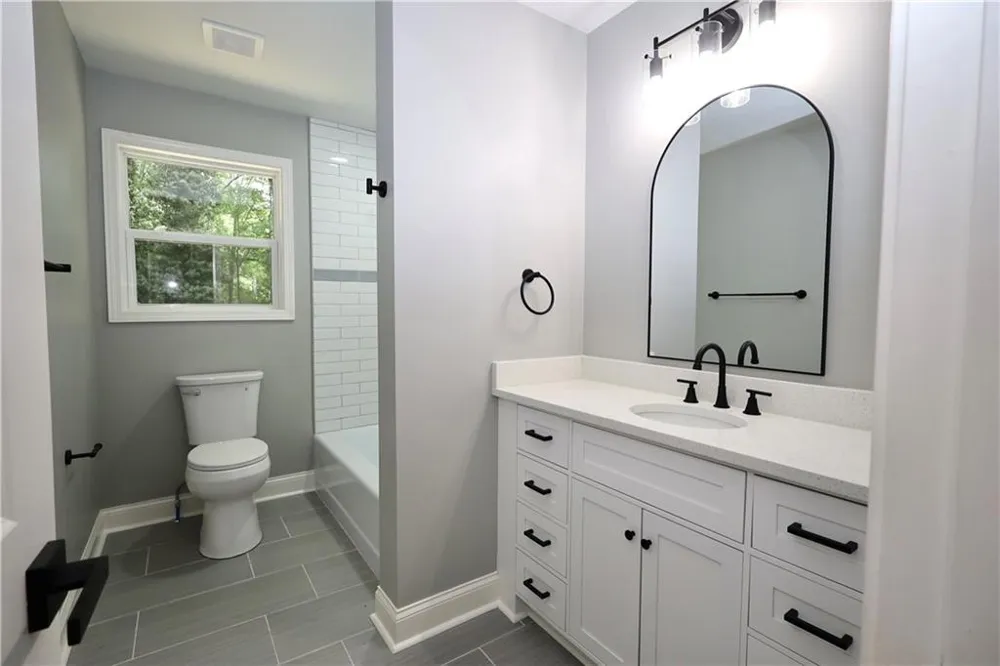 3941 Canterbury Walk Douglasville, GA 30135