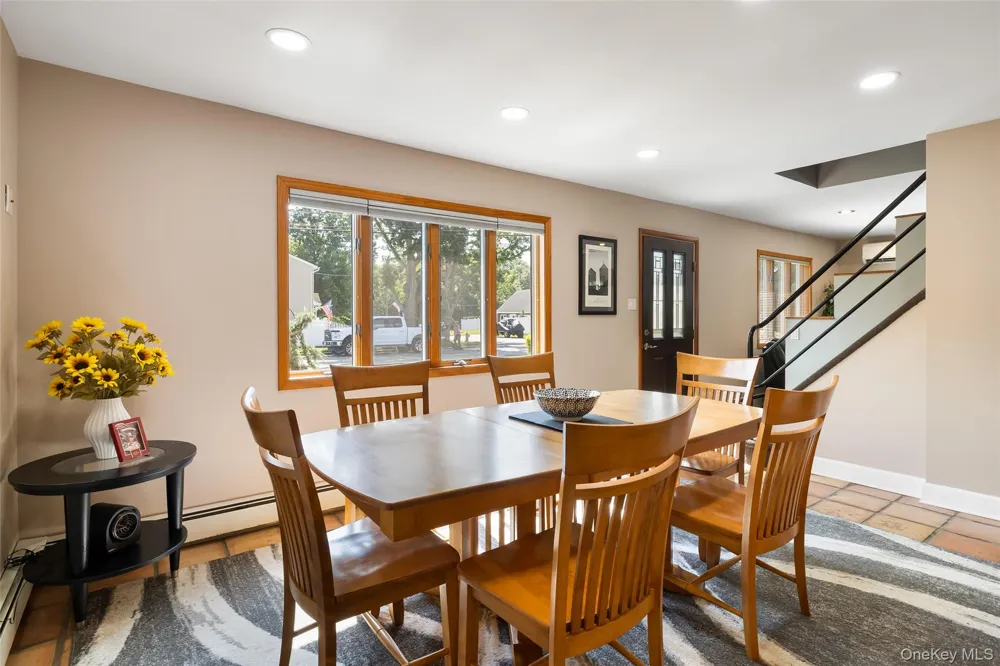 2100 North Drive Seaford, NY 11783