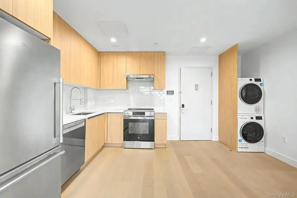 150-02 Northern Boulevard #3G Flushing, NY 11354
