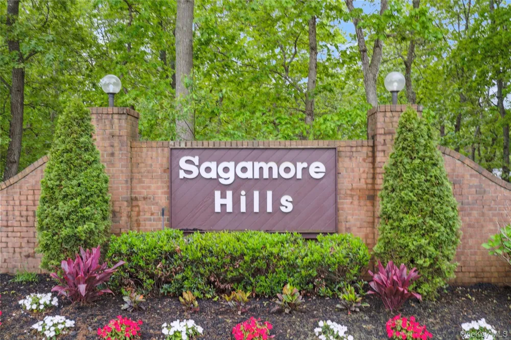221 Sagamore Hills Drive #221 Port Jefferson Station, NY 11776