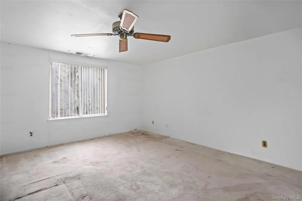 221 Sagamore Hills Drive #221 Port Jefferson Station, NY 11776