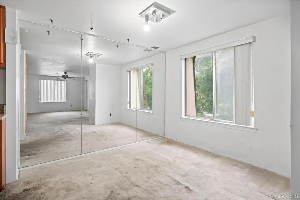 221 Sagamore Hills Drive #221 Port Jefferson Station, NY 11776