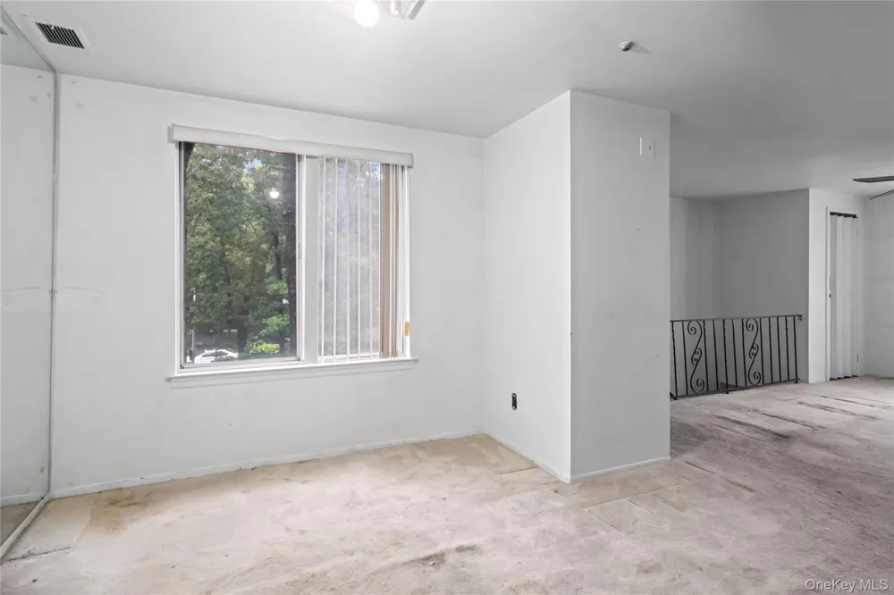 221 Sagamore Hills Drive #221 Port Jefferson Station, NY 11776