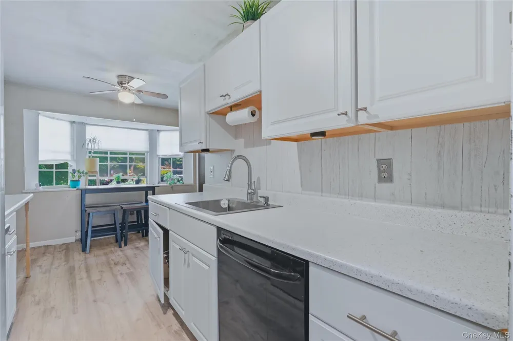 31 Roundtree Court Beacon, NY 12508