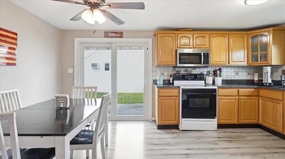 47 Berkeley Place Massapequa, NY 11758