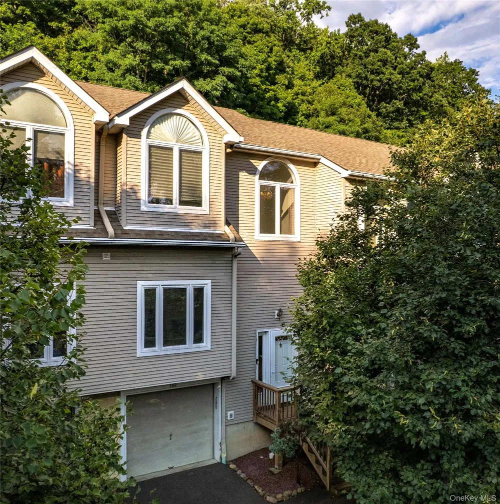 142 Foltim Way Congers, NY 10920