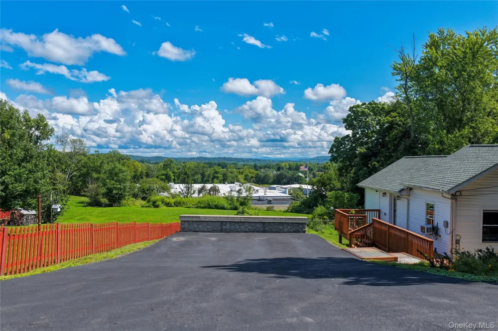 16 Highland Avenue Catskill, NY 12414