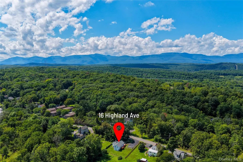 16 Highland Avenue Catskill, NY 12414