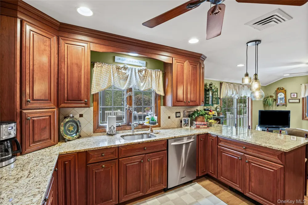 67 Broadway Smithtown, NY 11787