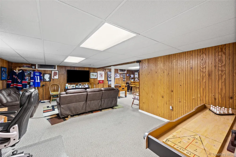 67 Broadway Smithtown, NY 11787