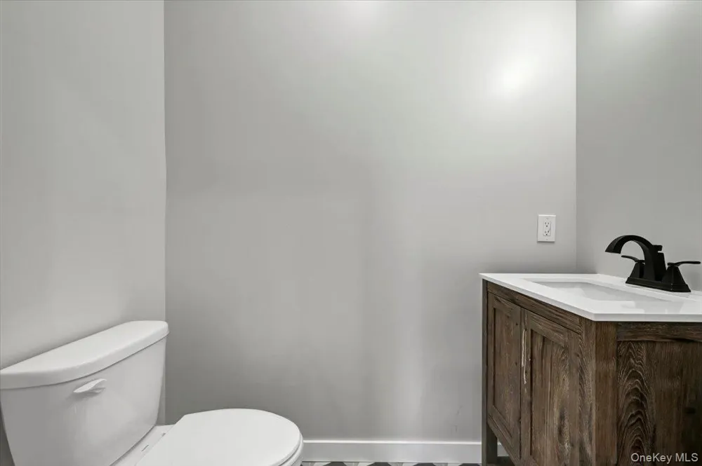 505 Iron Forge Lane New Windsor, NY 12553