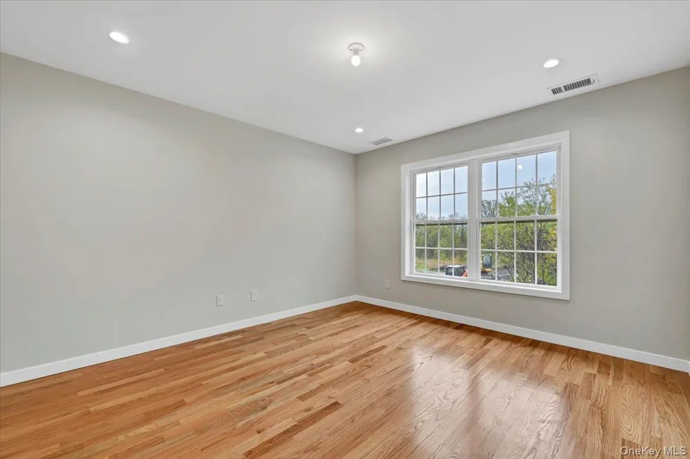 505 Iron Forge Lane New Windsor, NY 12553