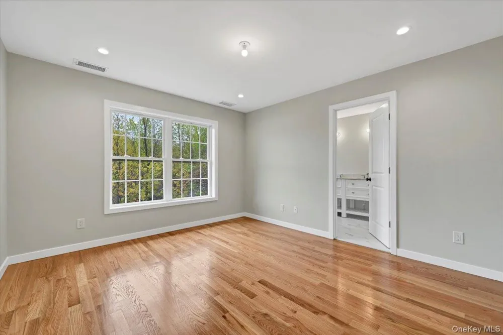505 Iron Forge Lane New Windsor, NY 12553
