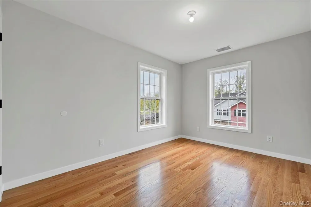 505 Iron Forge Lane New Windsor, NY 12553