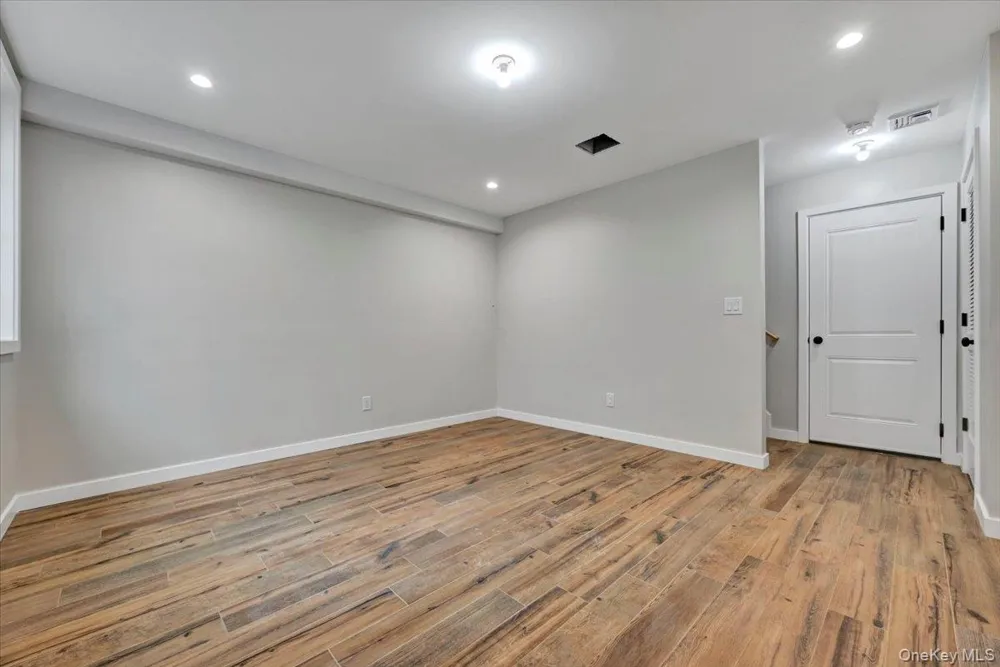 505 Iron Forge Lane New Windsor, NY 12553