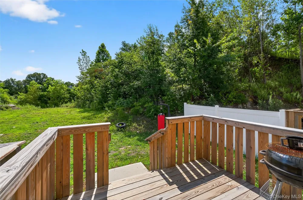 505 Iron Forge Lane New Windsor, NY 12553