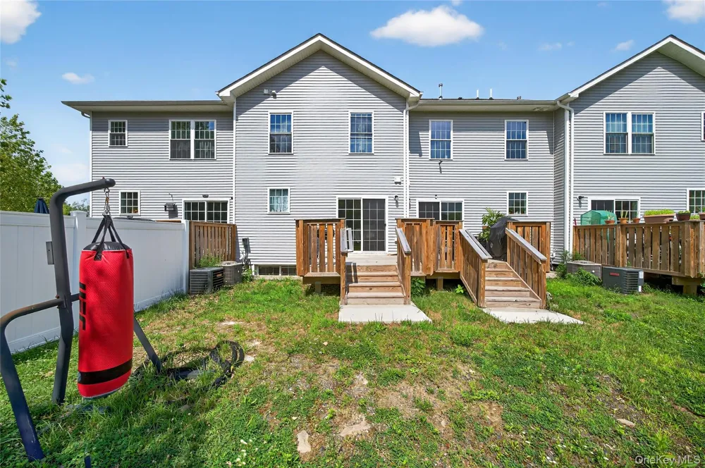 505 Iron Forge Lane New Windsor, NY 12553