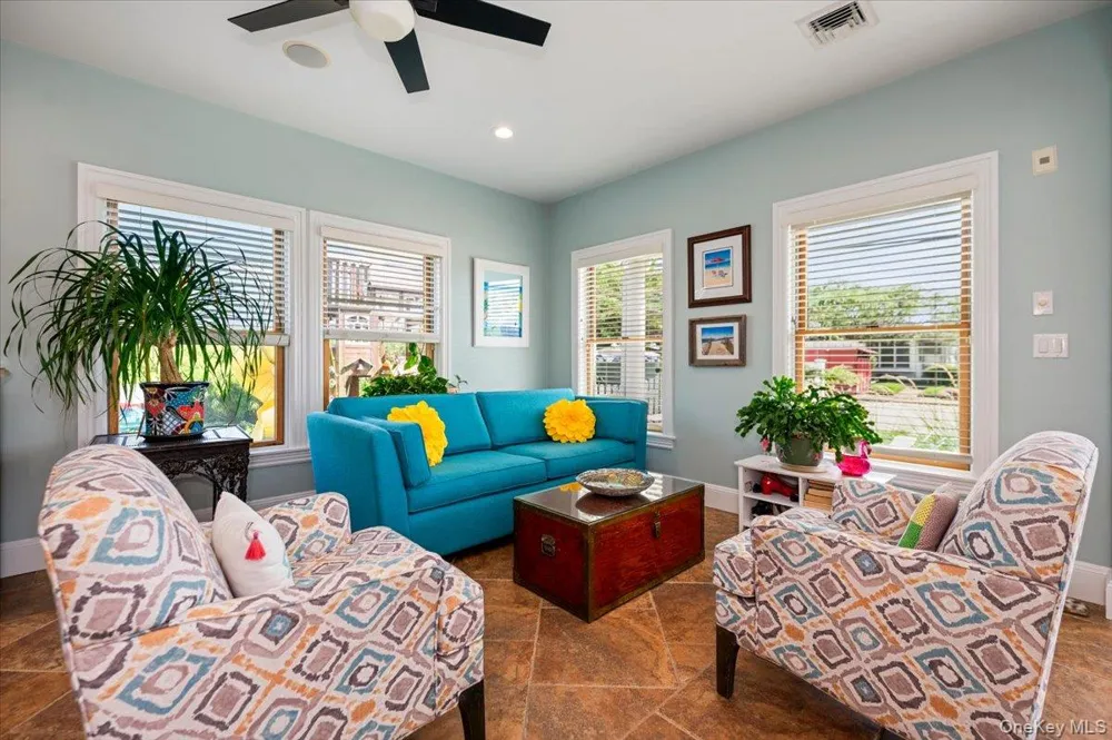 2064 Pacific Boulevard Atlantic Beach, NY 11509