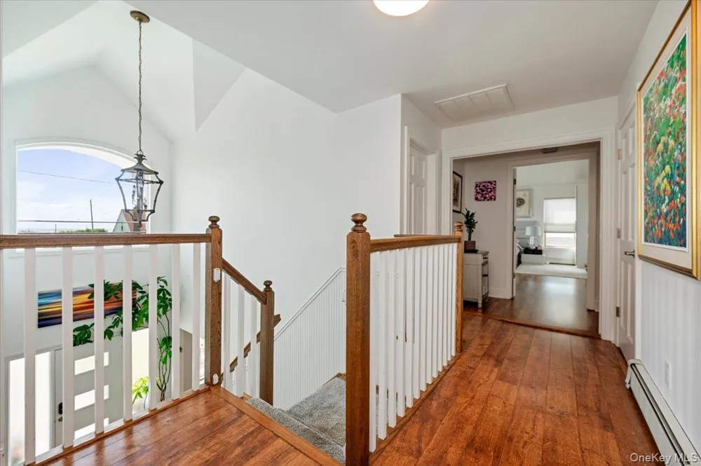 2064 Pacific Boulevard Atlantic Beach, NY 11509