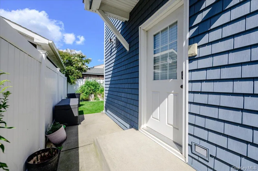 2064 Pacific Boulevard Atlantic Beach, NY 11509
