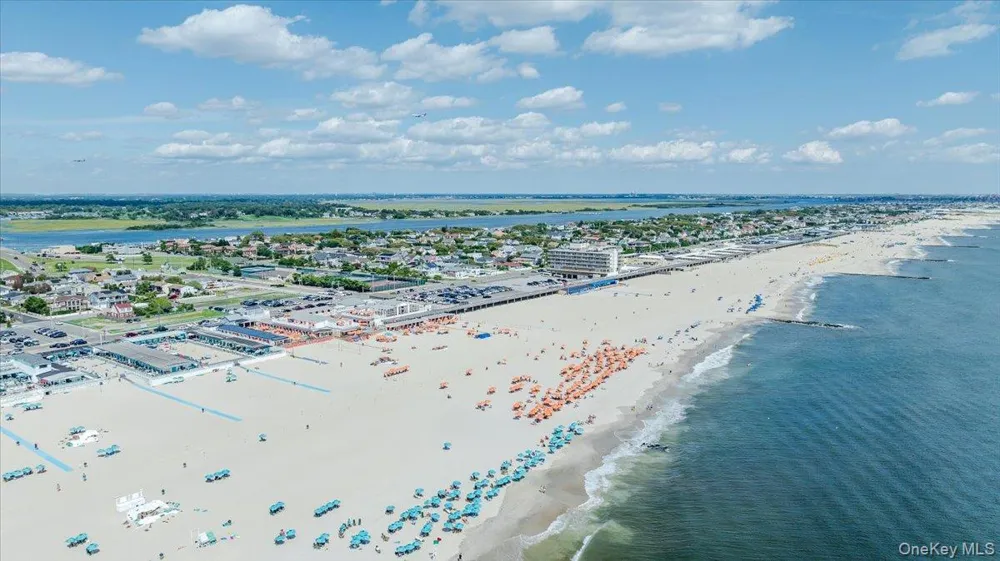 2064 Pacific Boulevard Atlantic Beach, NY 11509