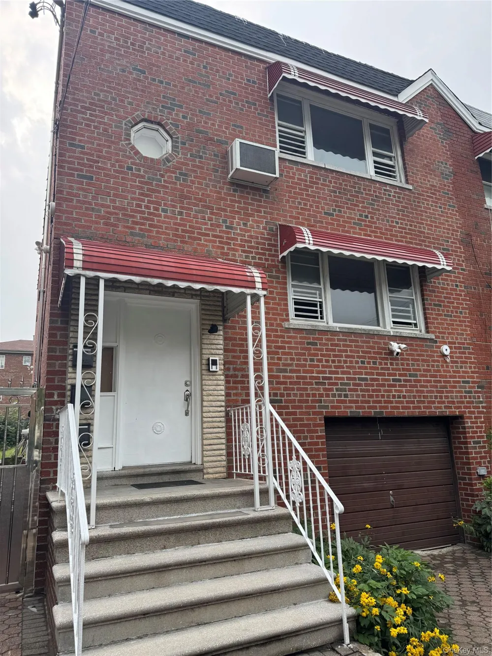 3535 Grace Avenue Bronx, NY 10466