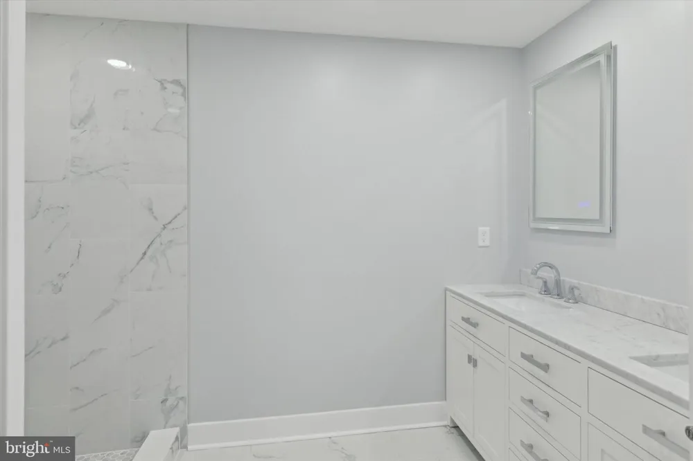 10 LADBROKE DRIVE Exton, PA 19341