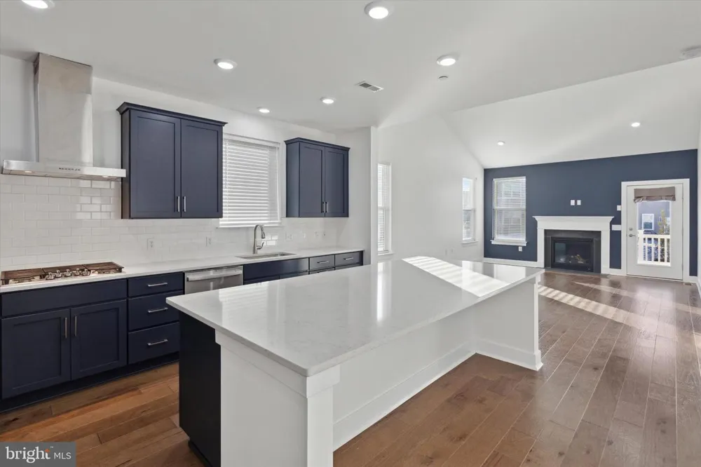 10 LADBROKE DRIVE Exton, PA 19341