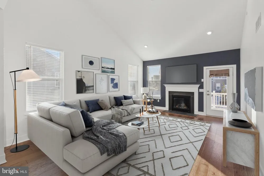 10 LADBROKE DRIVE Exton, PA 19341