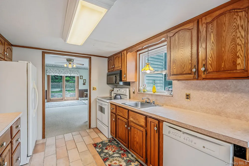 1 E Jackwill Road East Patchogue, NY 11772
