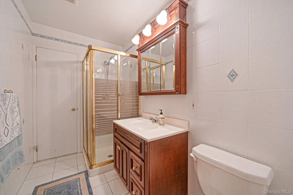 1 E Jackwill Road East Patchogue, NY 11772