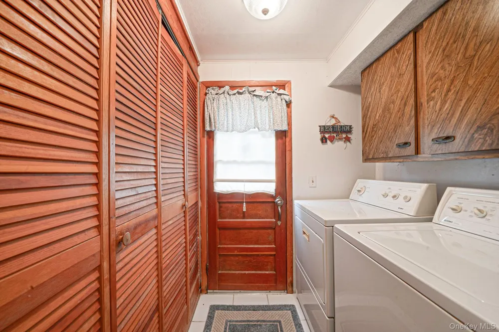1 E Jackwill Road East Patchogue, NY 11772