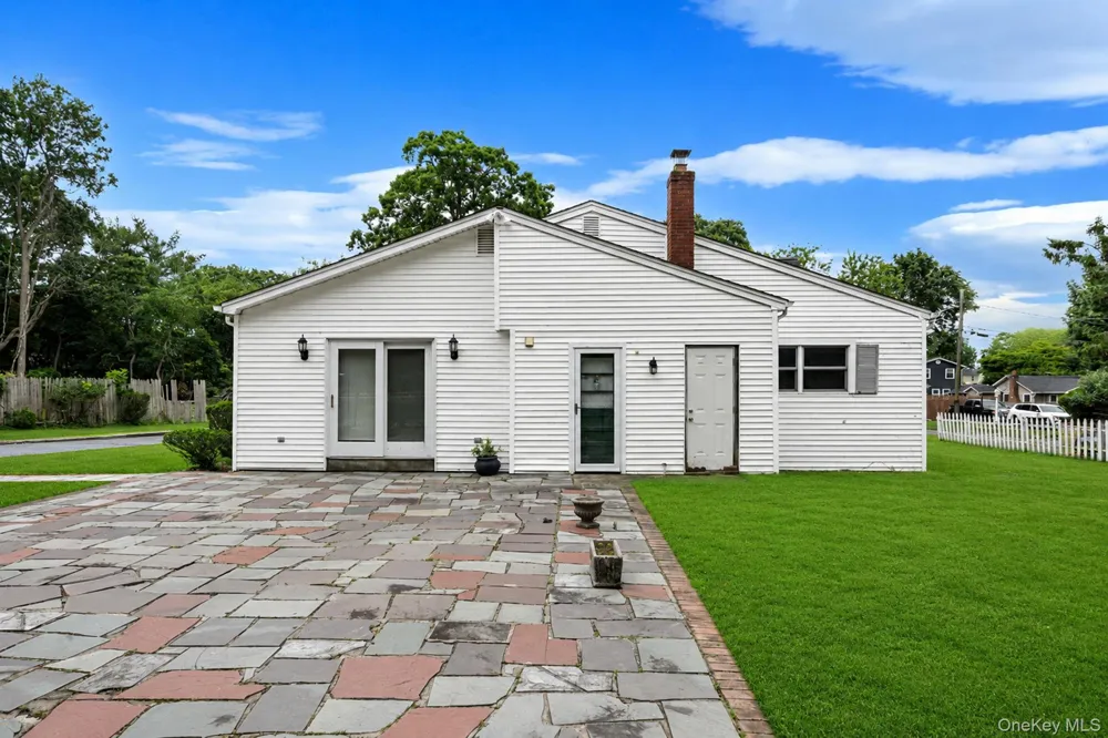 1 E Jackwill Road East Patchogue, NY 11772