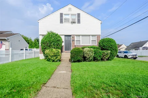 3381 Oceanside Road