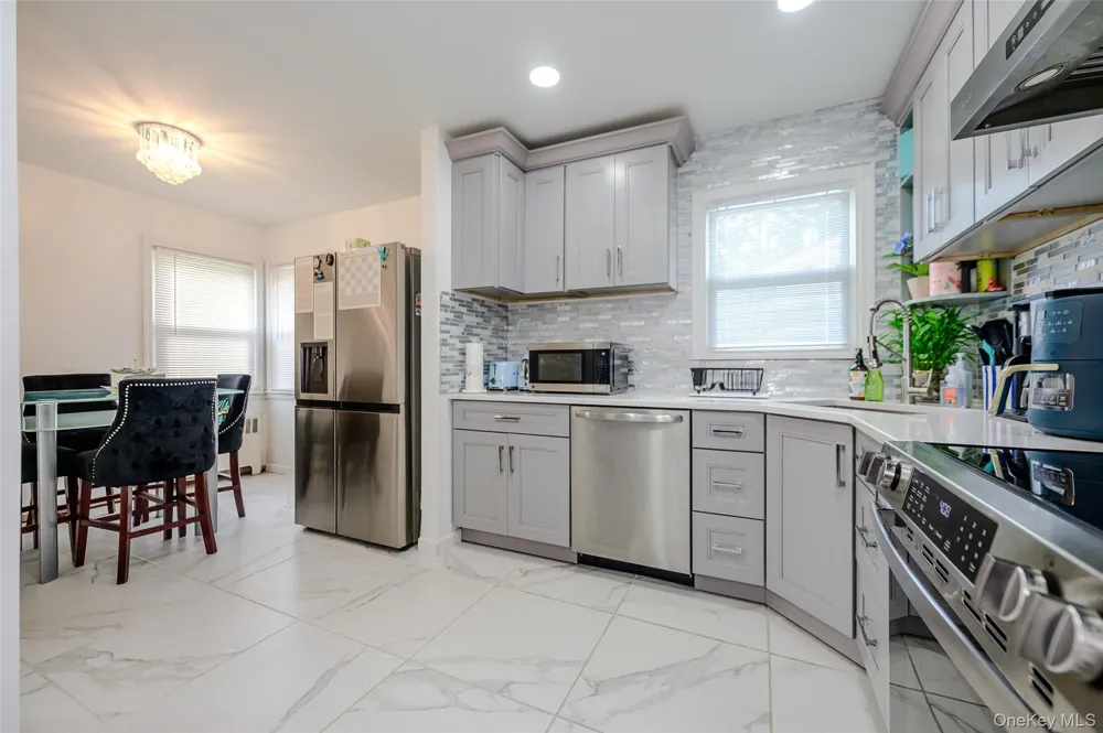 3381 Oceanside Road Oceanside, NY 11572