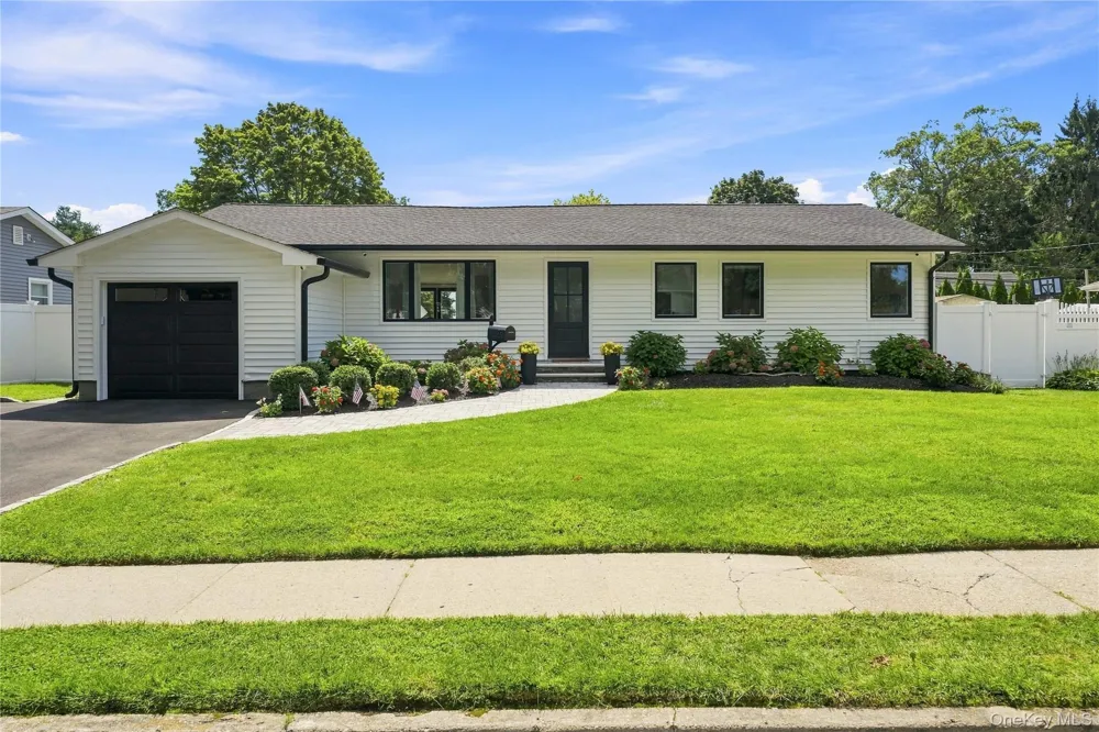 24 Alma Street Sayville, NY 11782