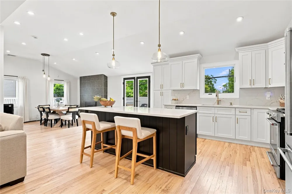 24 Alma Street Sayville, NY 11782