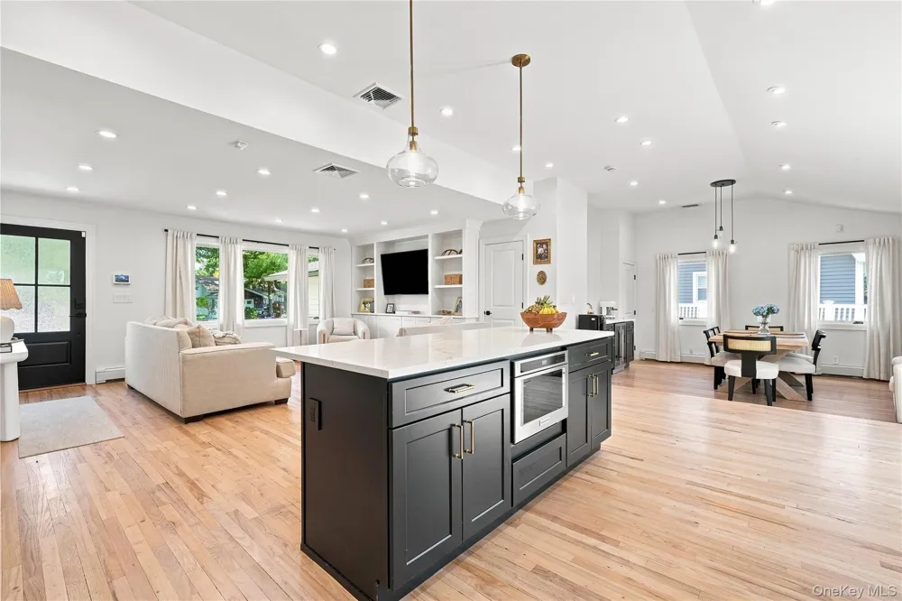 24 Alma Street Sayville, NY 11782