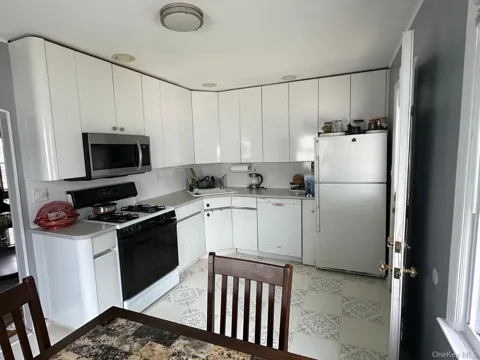 32 Terrace Place
